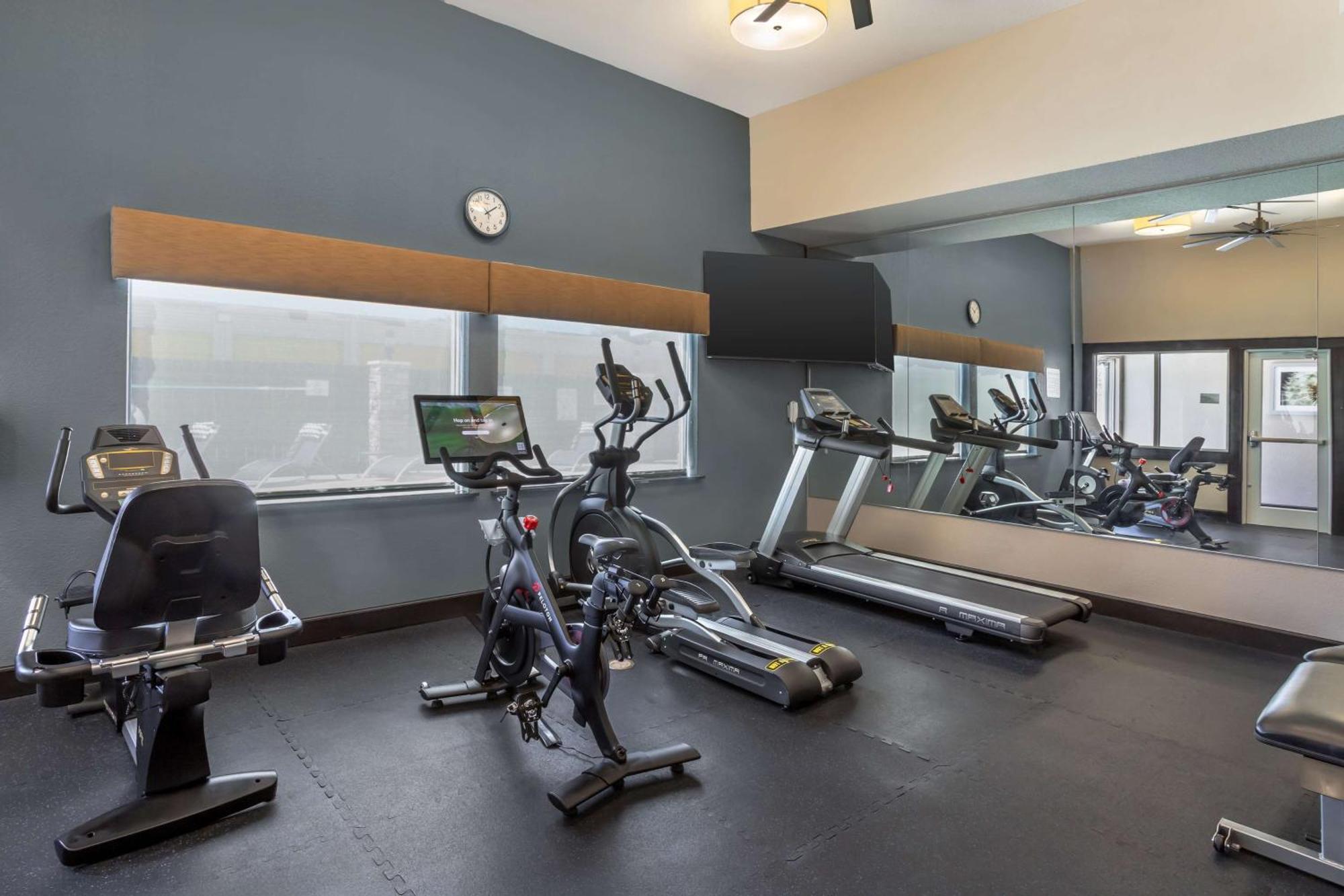 Best Western Plus Lake Jackson Inn & Suites Bagian luar foto
